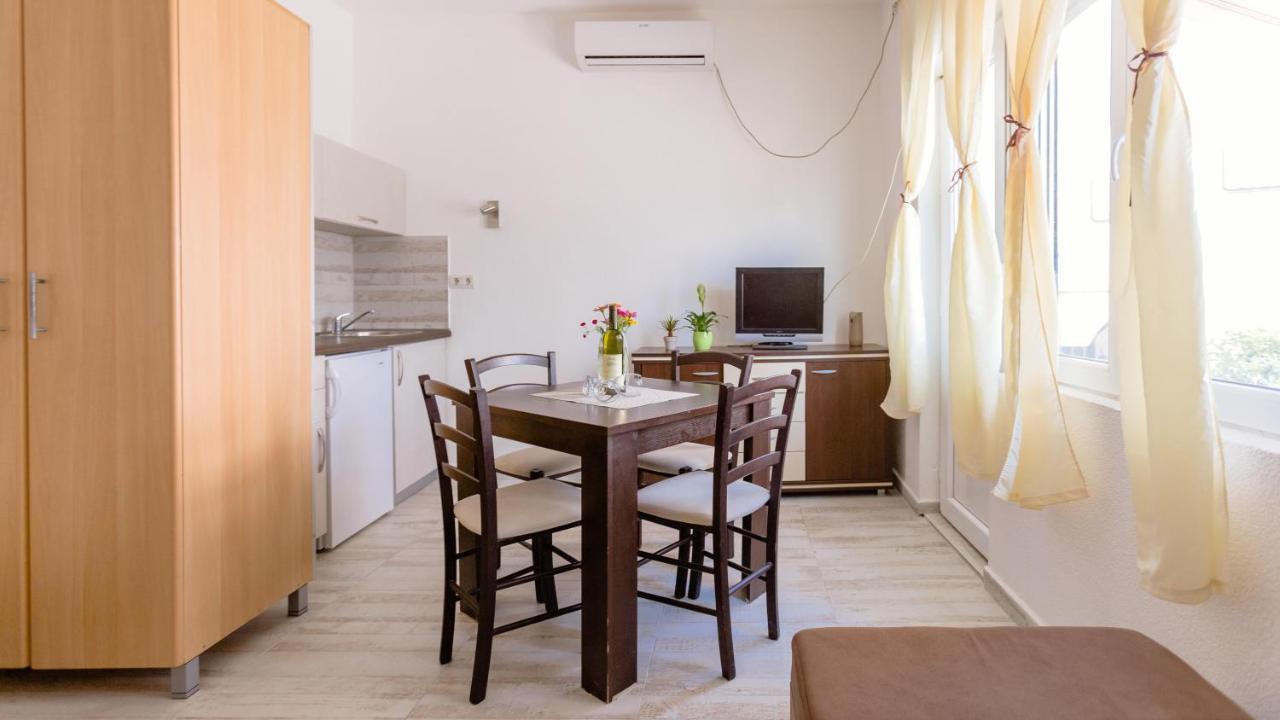 Belane Apartments Tivat Extérieur photo