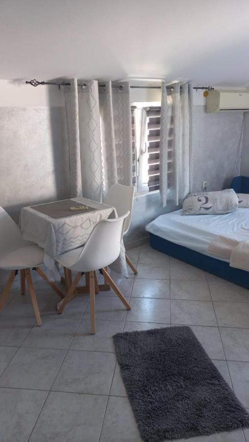 Belane Apartments Tivat Extérieur photo